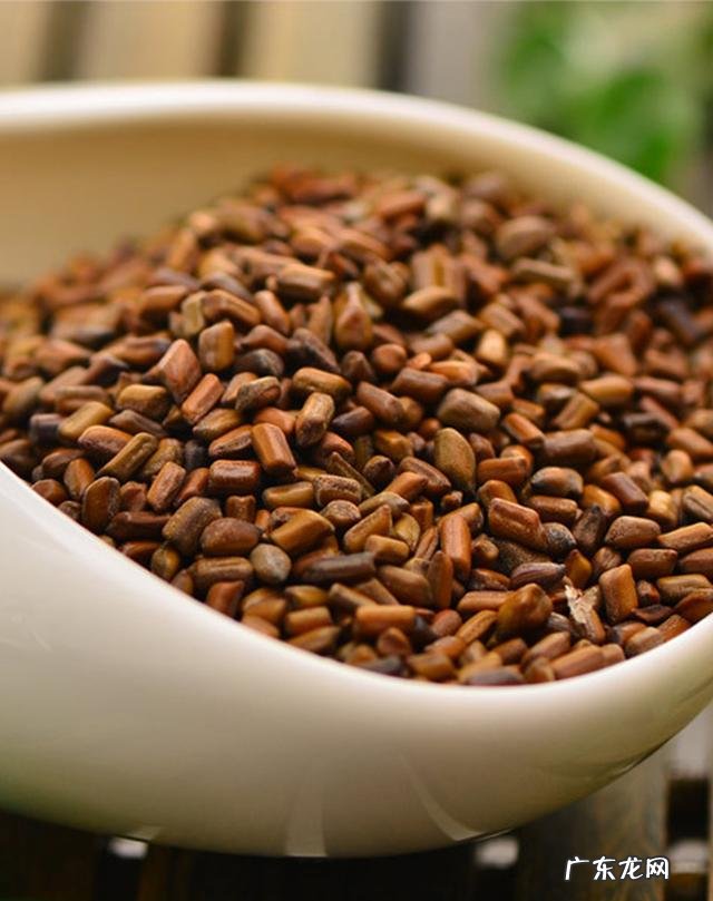 用桑叶、决明子、山楂泡水喝真能减肥吗？对身体有没有副作用？