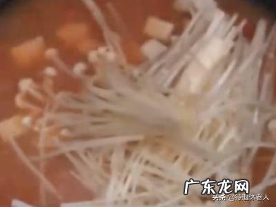 豆腐金针菇西红柿鸡蛋汤怎么做 如何做好吃的西红柿金针菇豆腐汤?
