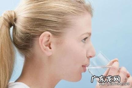 听说晚上喝一杯煮的香菜根水能减肥,是真的吗?