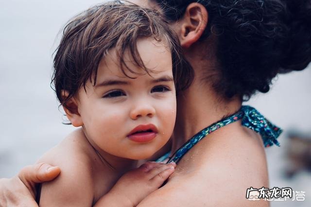 生产完月子里可以穿收腹衣吗？是否真的有利于身体恢复还能瘦身？