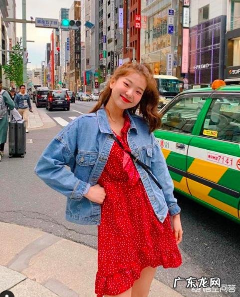 我喜欢韩国明星凸显身材曲线的时装搭配方法。但是我很胖怎么办?