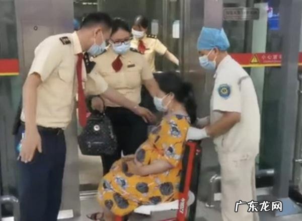 孕妇羊水破了站着生下孩子-上大学怀孕羊水破了