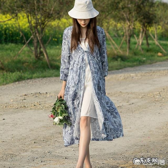 30岁小腿粗的人冬天适合穿哪些款式的裙子?