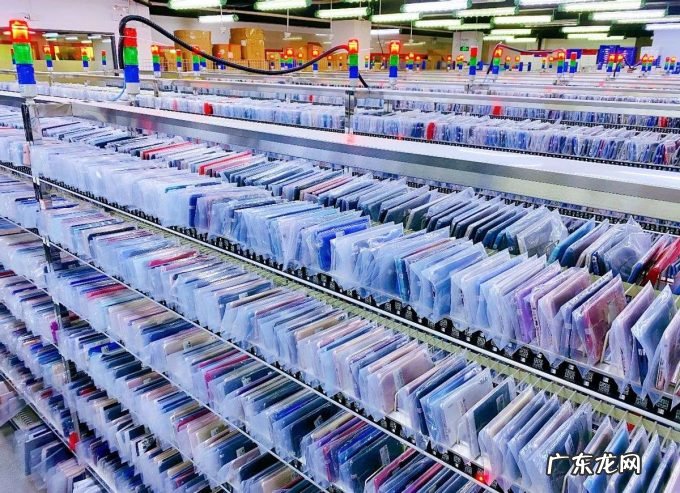 华为、苹果,为何“盯”上二手机?