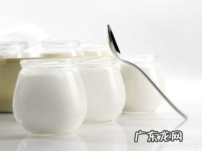 请问燕麦片一定要用脱脂牛奶吗?