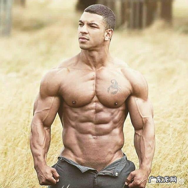 体脂率已经降到19%了,但是腰腹还是很多肥肉,该怎么健身呢?