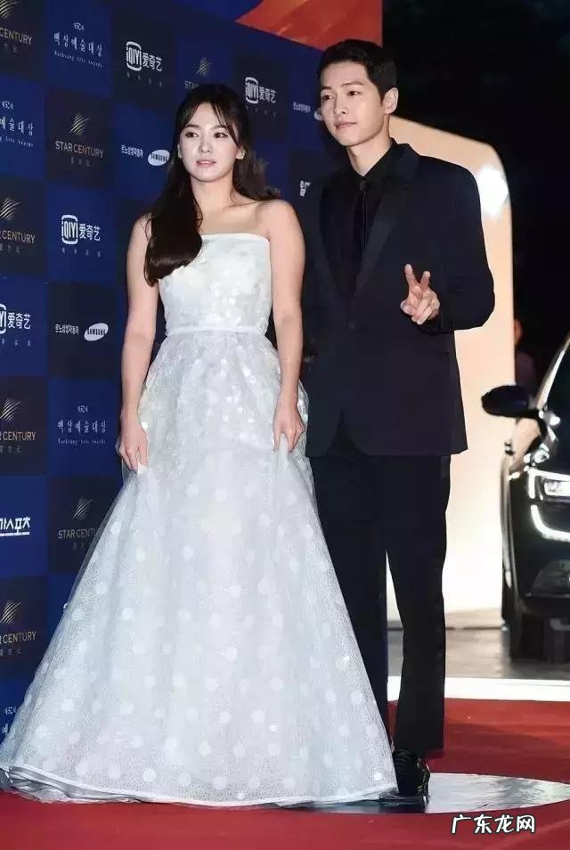 百搭显瘦小个子裙装 宋慧乔身材不完美衣品超赞,小个子女生裙装怎么穿才显瘦显高?