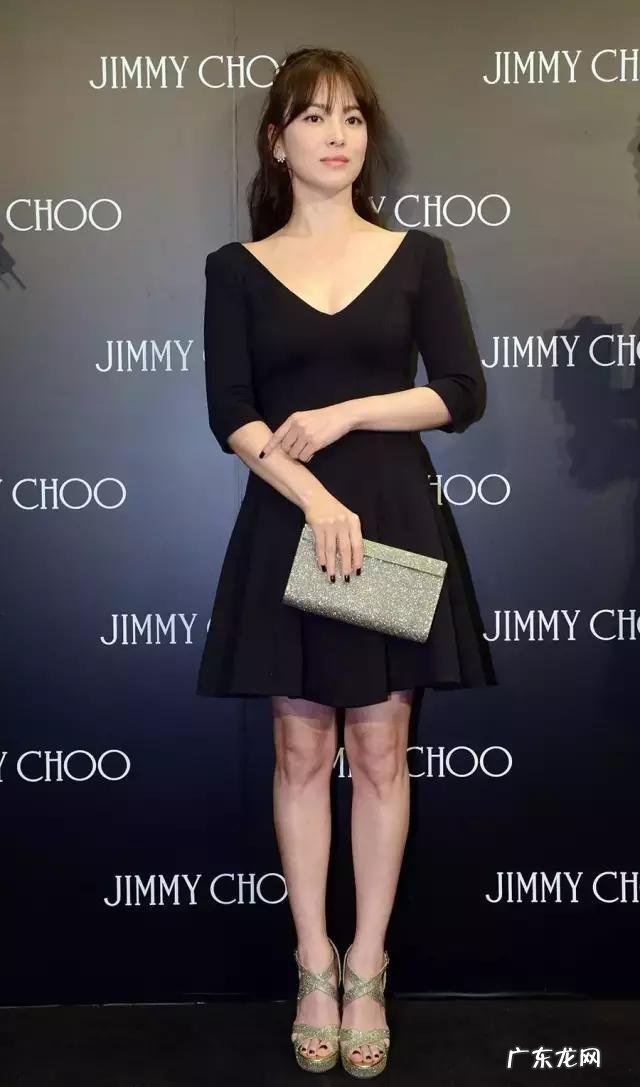 百搭显瘦小个子裙装 宋慧乔身材不完美衣品超赞,小个子女生裙装怎么穿才显瘦显高?