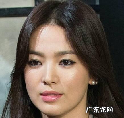 百搭显瘦小个子裙装 宋慧乔身材不完美衣品超赞,小个子女生裙装怎么穿才显瘦显高?