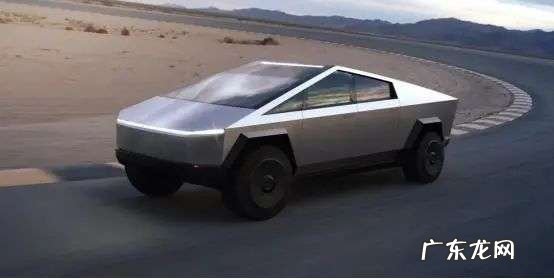 特斯拉发布限量版口哨,价格318元,马斯克亲自推销:别给苹果抛光布交智商税,快买哨子吧