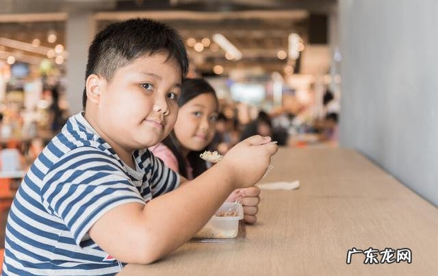 “一胖毁所有”,孩子的体重标准,一张表告诉你,看看是否超重