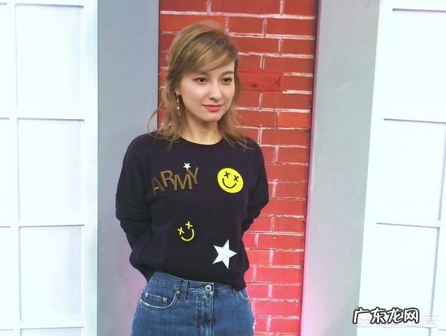 吴昕是怎样变潮的 对于吴昕的时尚路线你怎么看?