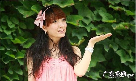 吴昕是怎样变潮的 对于吴昕的时尚路线你怎么看?