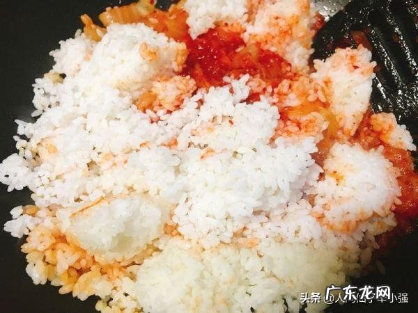 韩国泡菜和什么一起炒好吃?