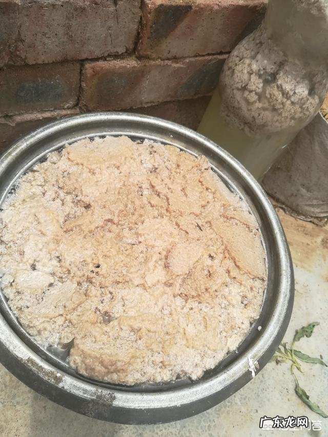 芝麻饼肥怎么发酵不臭 沤制的饼肥水怎么才能不臭?
