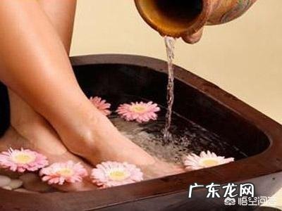 姜烧水泡脚有什么好处 长时间用姜泡脚会发生什么样的变化？