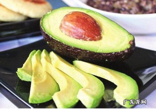 晚餐吃鱼肉也会发胖？营养师：3类健康食物，吃错了也会影响减肥