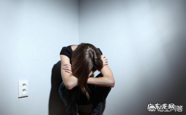 因为厌世而吃不下东西，这是抑郁症重病吗？