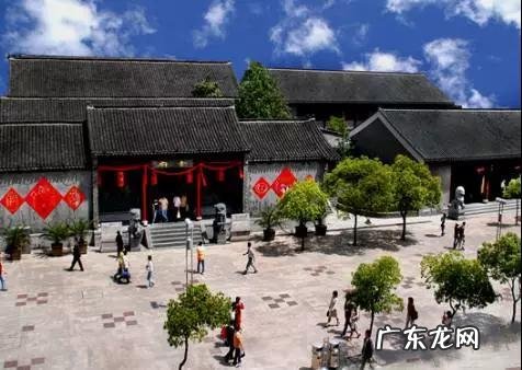 淮南曝光一批行人闯红灯, 你怎么看?