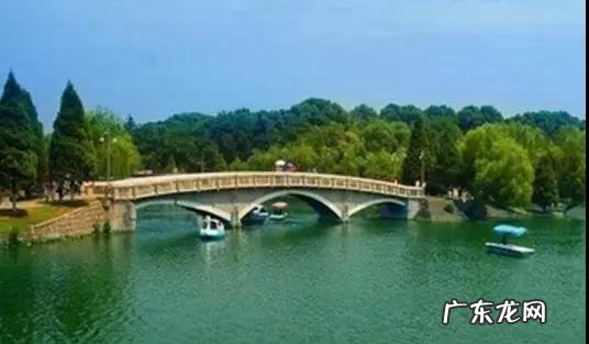 淮南曝光一批行人闯红灯, 你怎么看?