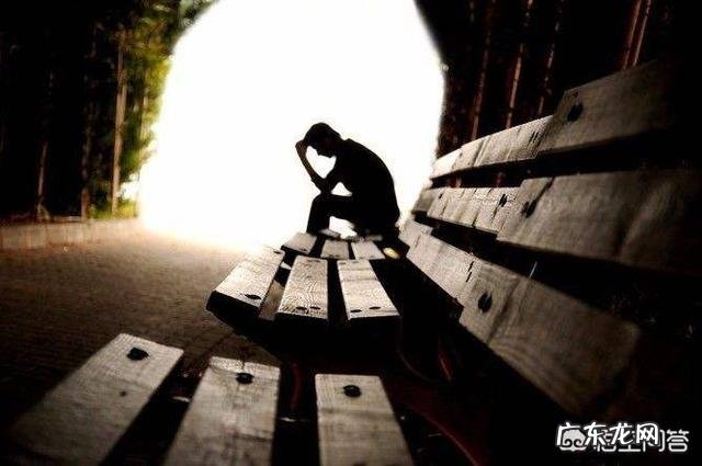 抑郁症是人的精神缺少真正的养分 抑郁症如何影响一个人的精神状态和外貌?