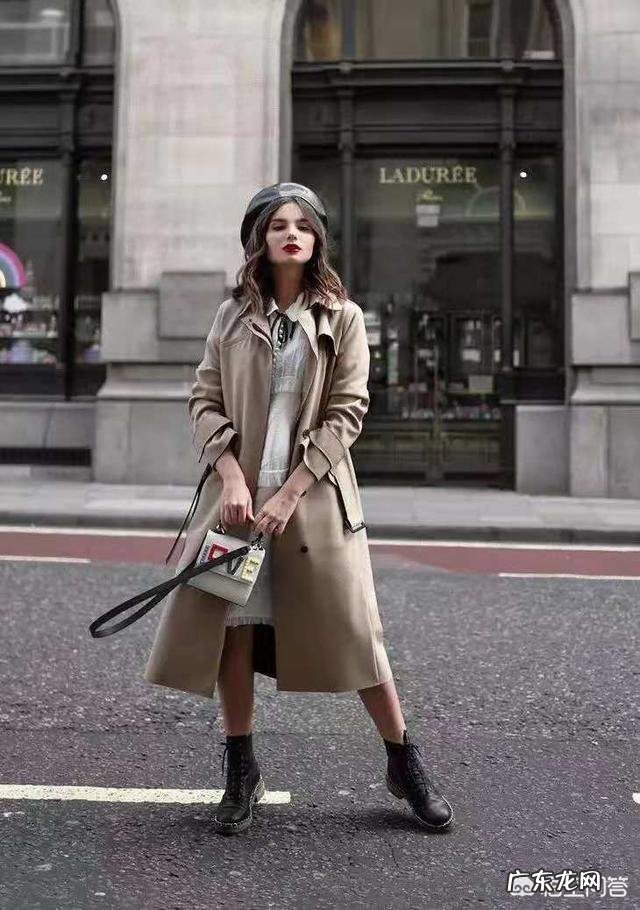 短靴怎么搭配才比较时髦？