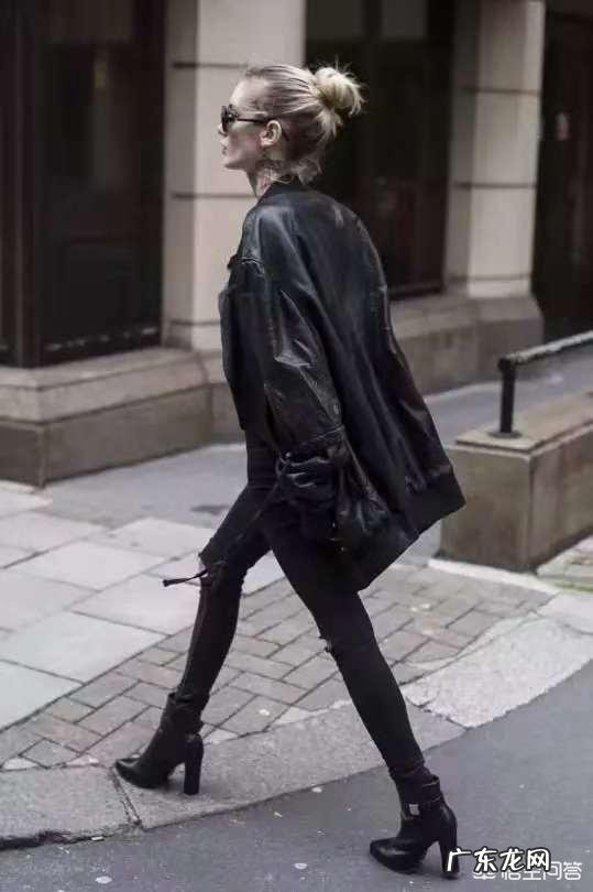 短靴怎么搭配才比较时髦？