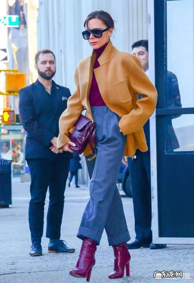 短靴怎么搭配才比较时髦？