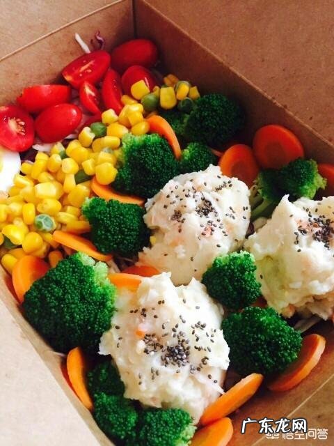 每天晚上一盒水果拼盘一个水煮蛋能减肥吗减肥期间该如何控制饮食