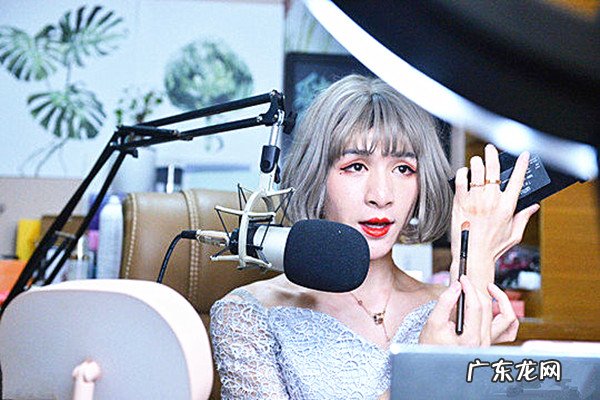 淘宝直播卖衣服挣钱吗?怎么卖?