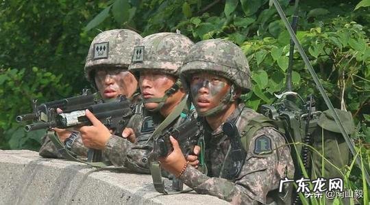 为什么感觉很多韩国年轻人不愿意当兵呢？