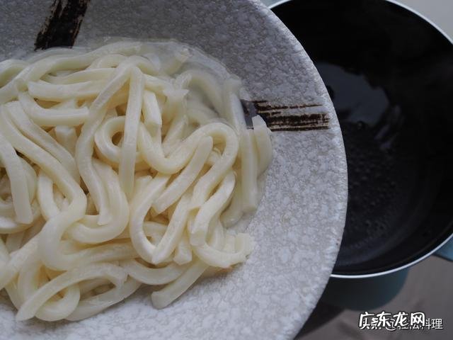 早餐吃什么怎么能让早餐既有营养又不花费过多的时间