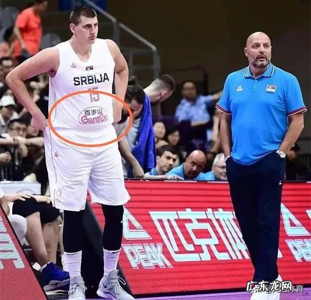 想问一下专业的健身人士,彭于晏的那种身材难练吗,属于什么ji别