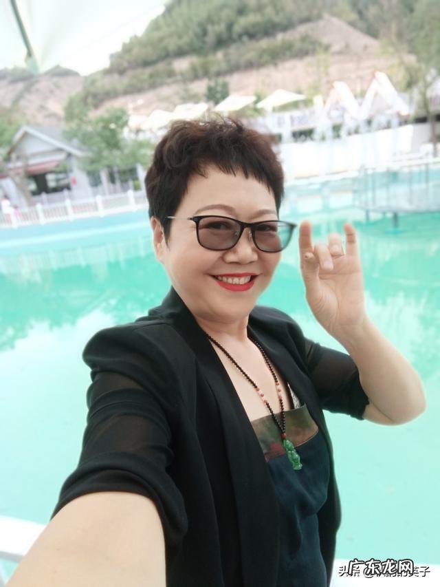 为什么抑郁的人体重会减轻而且大汗淋漓、全身无力？