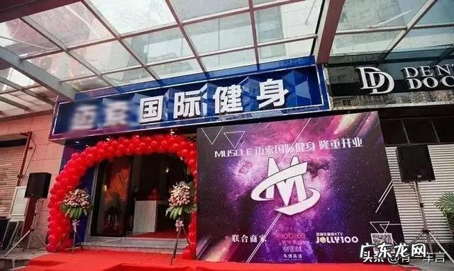 5 爱情公寓4里曾小贤哪一集给一菲按摩?