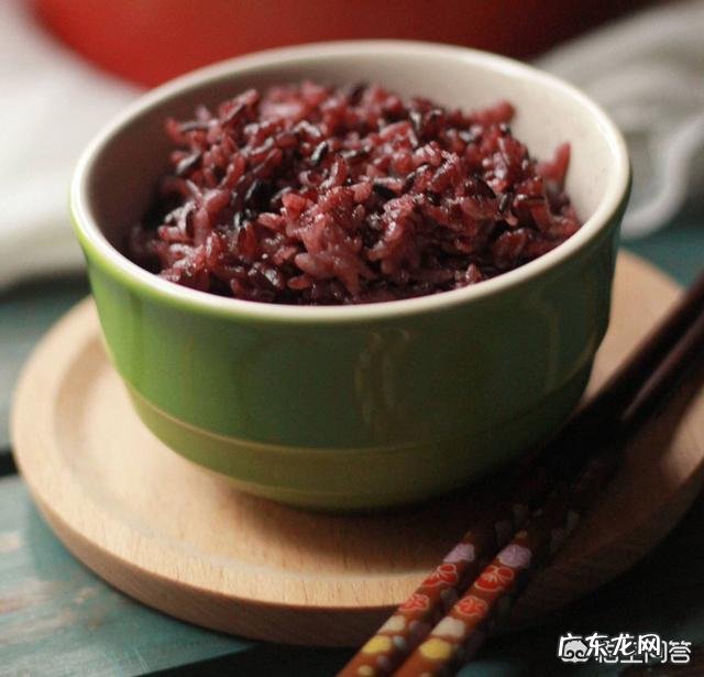 黑米饭和黑米馒头哪个含糖高？