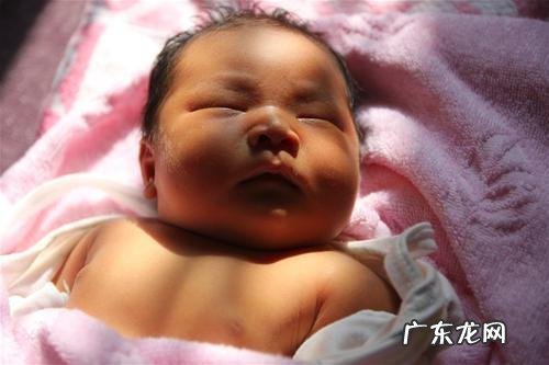 1-3个月宝宝发育训练方法-1-2个月宝宝训练方法