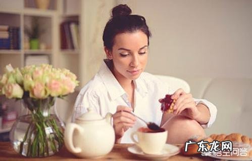 巧克力吃多了会长痘痘吗?