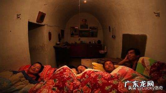 有什么看着压抑的电影 有没有什么电影看起来特别压抑?