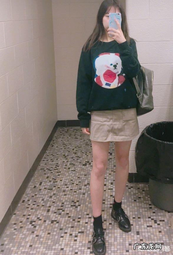 穿长筒靴搭配什么样的丝袜好?