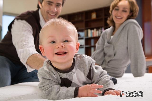 0-3岁儿童精细动作训练方法-0-3岁婴幼儿精细动作的训练