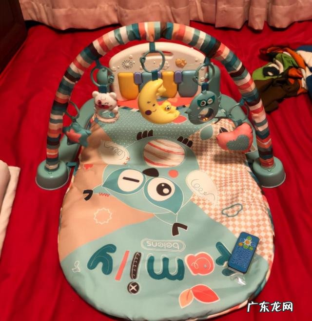 0-3个月宝宝适合玩什么玩具-婴儿1-3个月玩什么玩具