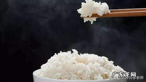 每天只吃一顿早餐,午餐晚餐不吃,长期坚持可以减肥吗