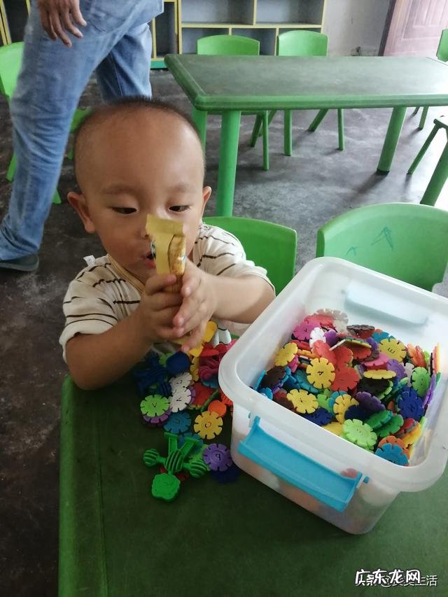 足月的婴儿标准体重是多少,多少斤算正常?