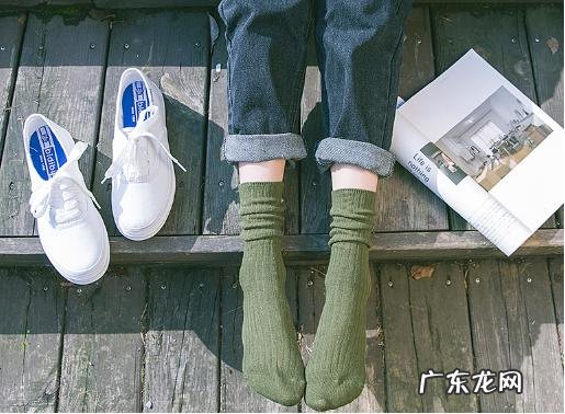 袜子怎么配才能成为时尚的点睛之笔?