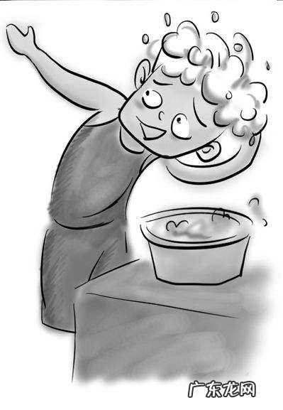 油性头发适合什么洗发水?