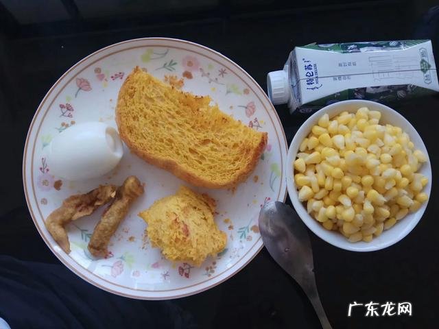 你家多久喝一次牛奶,你喜欢喝纯奶还是酸奶?