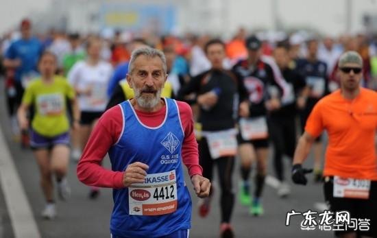 脾胃不好偏瘦的人能跑步吗,多大运动量比较合适?