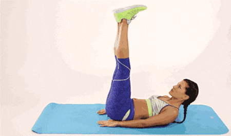 如何练出迷人马甲线只需这5个动作 哪些动作练就完美马甲线呢？