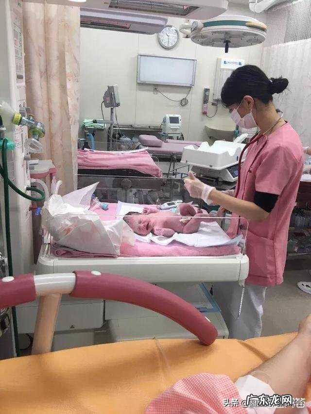 剖腹产后四个月了，距离恢复孕前体重还有20斤，怎么瘦身？